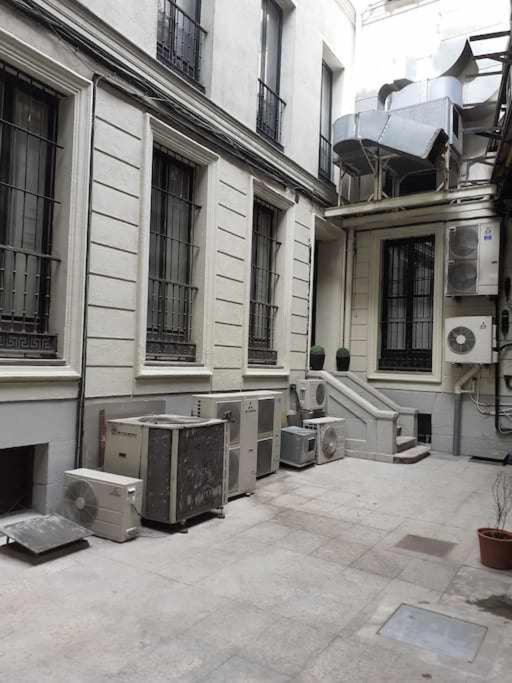 Acogedor Apartamento En Gran Via Madrid Eksteriør billede